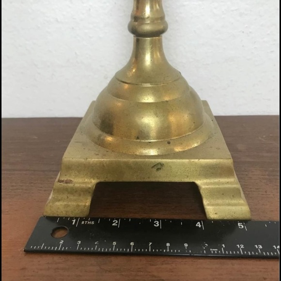 Vintage Extra large brass candle stick - Picture 3 of 4